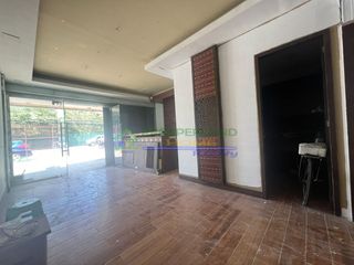 FOR LEASE: COMMERCIAL SPACE IN LAS PIÑAS