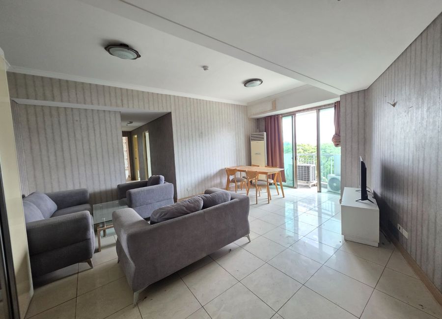 THE ANCHOR BAY TOWER OF BAY GARDENS FOR SALE