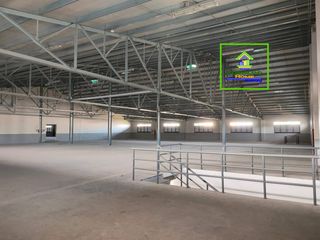 WAREHOUSE FOR RENT IN BAGBAGUIN, CALOOCAN.