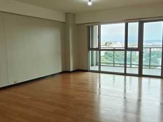 For RENT: Semi-furnished 2BR Unit in East Tower at One Serendra, BGC