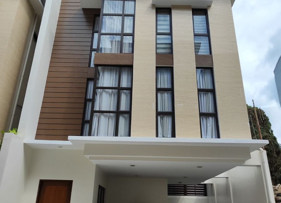 22.89M - 4 STOREY SINGLE ATTACHED UNITS 4BR WITH BUILT IN CLOSET - FOR ...