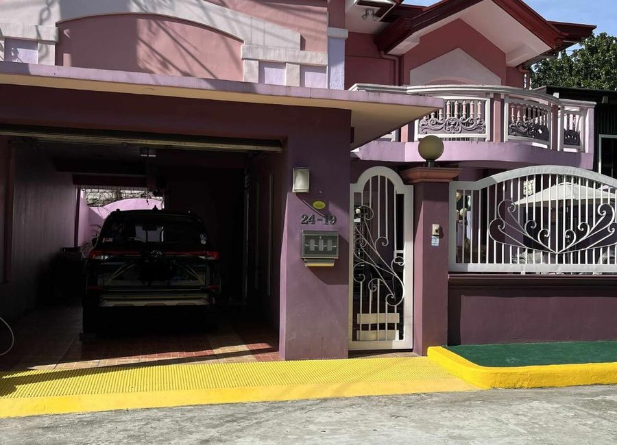 EH-1154: FOR SALE! House and lot located at Hacienda Royale, City of San Fernando Pampanga