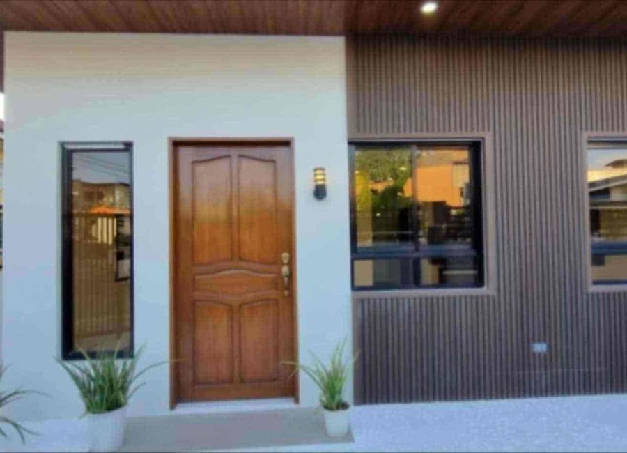 🏘️ BRAND NEW HOUSE & LOT FOR SALE 📍 Pilar Village, Las Piñas City