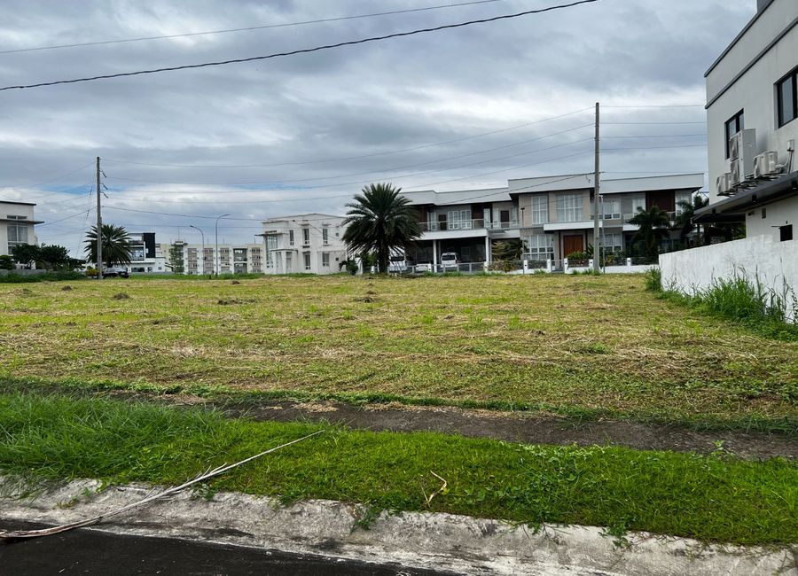 VACANT LOT FOR SALE IN SOUTH FORBES, MIAMI (VERY NEGOTIABLE!!!)