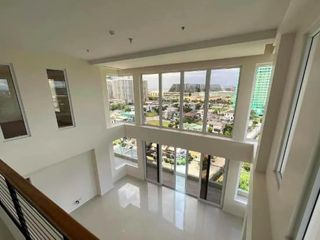 3BR Suite for Sale Penthouse Level 252sqm Flat Near OKADA/DFA Oak Harbor DMCI exclusive