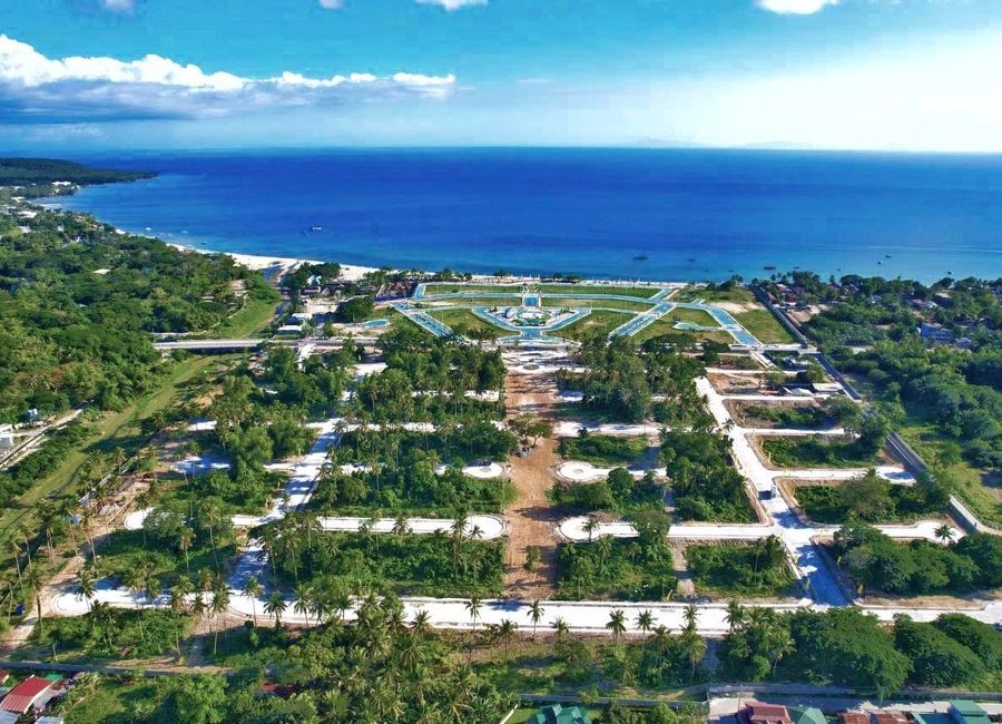 Club Laiya ResiComm Beach Lot property for sale