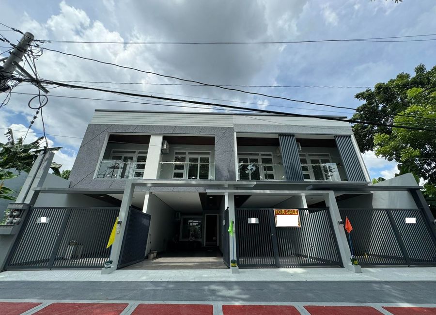 Elegant 3-Bedroom Townhouse with 2-Car Garage in QC - Gio