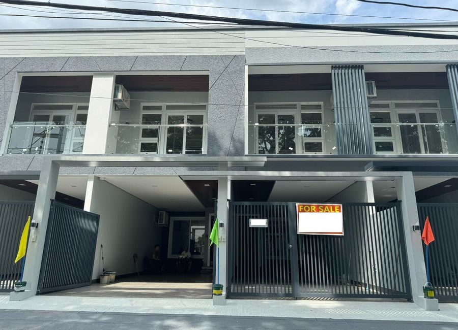 For Sale: 3BR Townhouse with Maid’s Room & Parking – QC - Gio