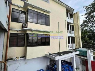 COMMERCIAL BUILDINGS FOR LEASE IN LAS PIÑAS CITY