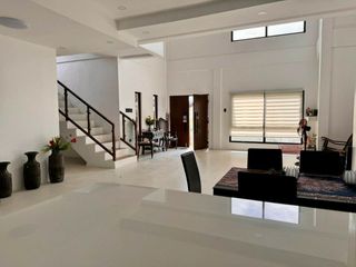 House and Lot in Royale Tagaytay Estates at Bgy. Buck Estate, Alfonso Cavite for SALE or RENT! 6BR SALE PRICE at 25M & RENT at 80k per month
