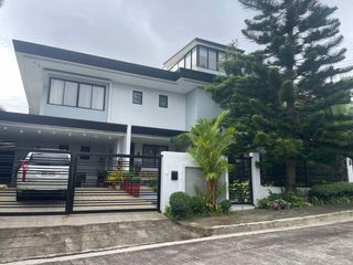 5 Bedroom House and Lot in Royale Tagaytay Estates Phase 1 for RENT! 110k per month negotiable
