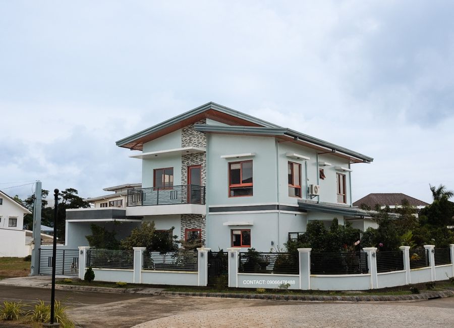 4 Bedroom Corner House & Lot in Bloomfields Tibig Lipa City by Robinson Home