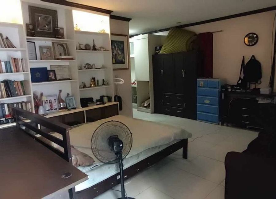 FOR SALE Warehouse in Sitio Burol Taytay, Rizal