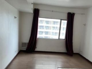 Studio Unit For Sale at Burgundy Mckinley Place, Don Galo, Parañaque