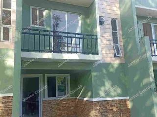 TOWNHOUSE