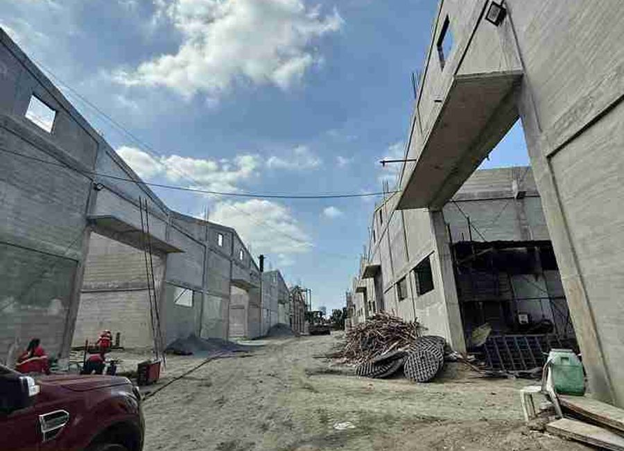 1400sqm Warehouse For Sale at Lingunan Valenzuela city