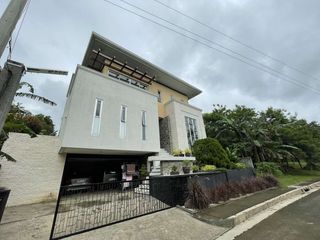 Splendido Batangas Well-Maintained 3BR House for Sale in Batangas