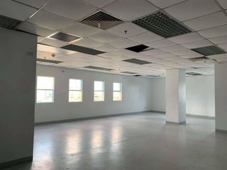 PEZA Office Space for Lease in Quezon City CBD | 400 sqm BPO-Ready | Near MRT & Malls