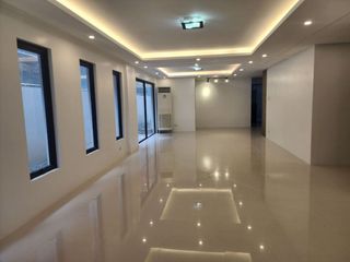6BR House and Lot for Rent at White Plains, Quezon City