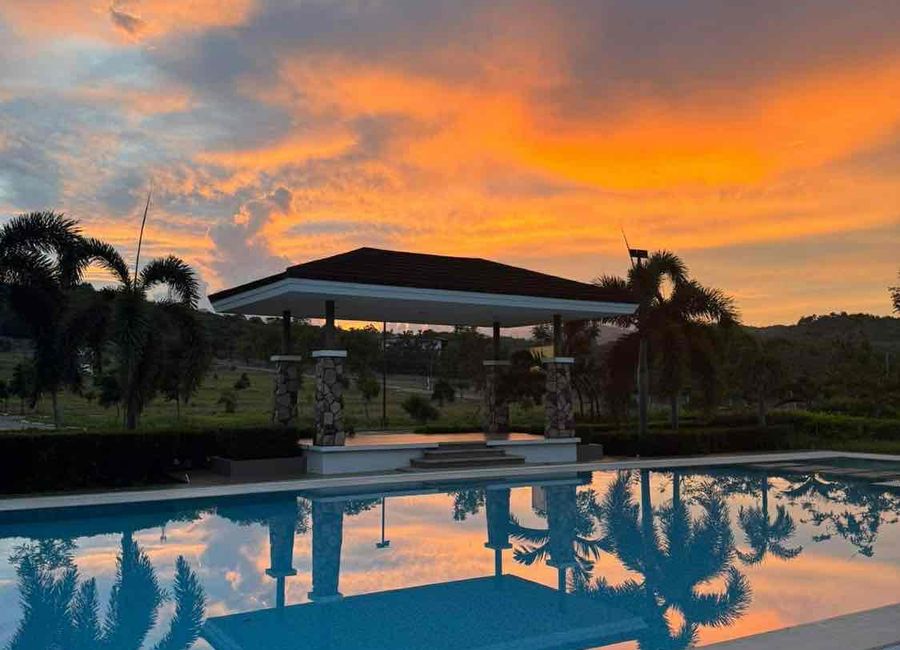 For Sale Corner Lots with Upscale Neighborhood