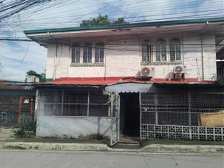 PROPERTY FOR LEASE AS IS - PINYAHAN QUEZON CITY