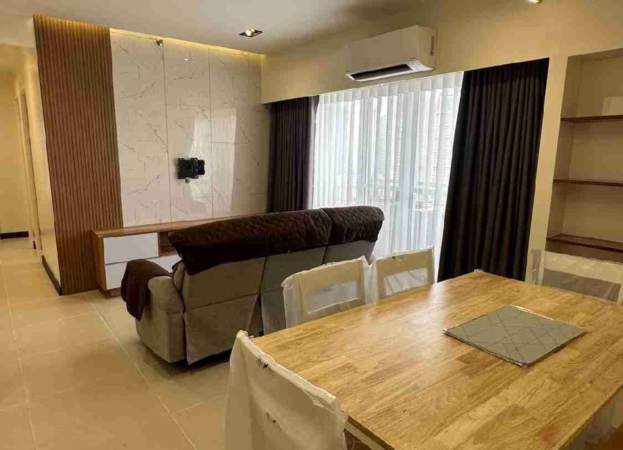 for sale 3 Bedroom with parking condo house in Kai Garden Mandaluyong near Boni makati ortigas Bgc