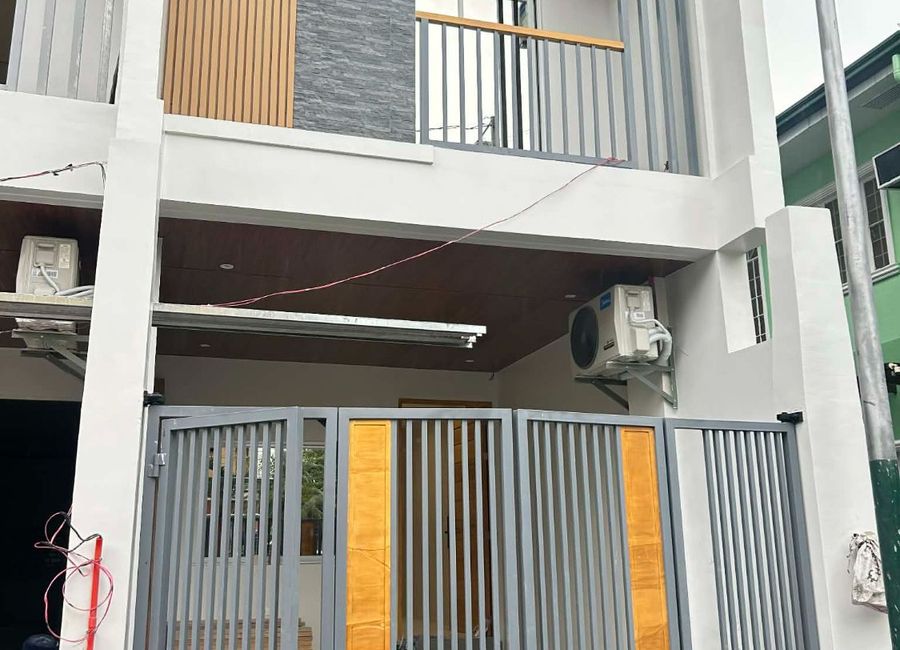 Two Storey Triplex Townhouse for Sale in Paranaque Greenheights Village Modern