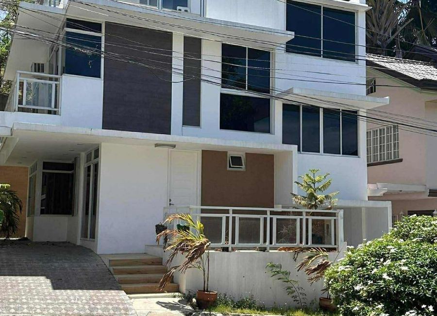 Modern 4 Bedroom Home in Talamban