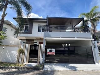 Modern Tropical Home for Lease!