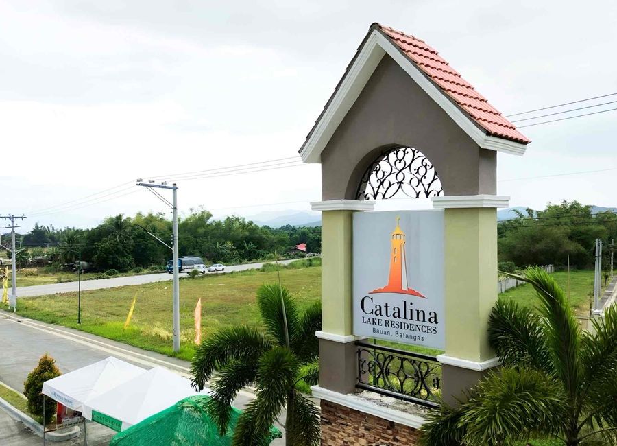 𝗟𝗢𝗧𝗦 𝗙𝗢𝗥 𝗦𝗔𝗟𝗘 in 𝗖𝗔𝗧𝗔𝗟𝗜𝗡𝗔 𝗟𝗔𝗞𝗘 𝗥𝗘𝗦𝗜𝗗𝗘𝗡𝗖𝗘𝗦 – 𝗕𝗔𝗨𝗔𝗡, 𝗕𝗔𝗧𝗔𝗡𝗚𝗔𝗦