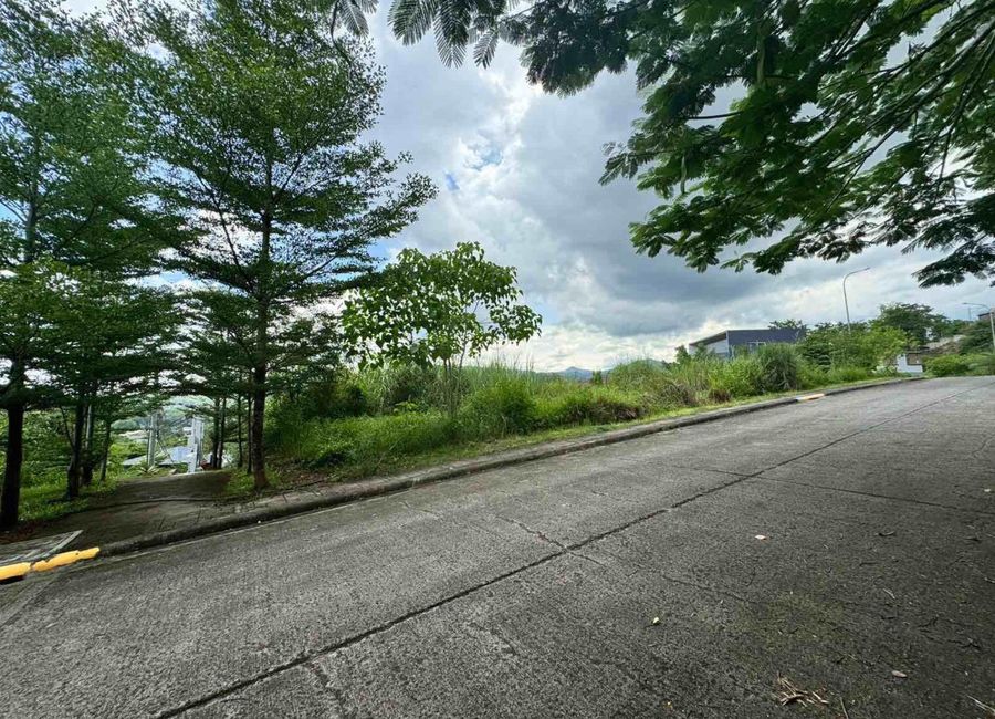 For Sale: 355 sqm Vera Estates Lot