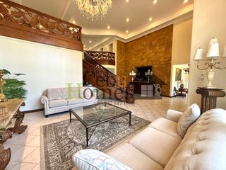 Grand 5 Bedroom House with Pool for Rent in Mandaue