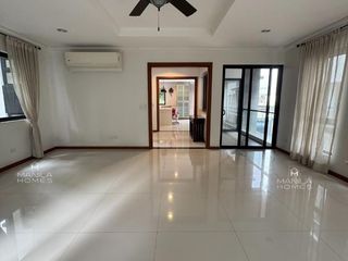 FOR LEASE — Multi-Level Home Townhouse Unit in Addition Hills, Mandaluyong (P120K)
