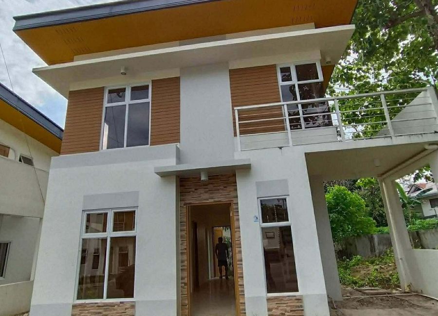 Ready for Occupancy House for sale At Velmiro Uptown, Cagayan de oro City