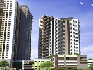Pioneer Woodlands 2 bedrooms facing EDSA for Sale in Mandaluyong