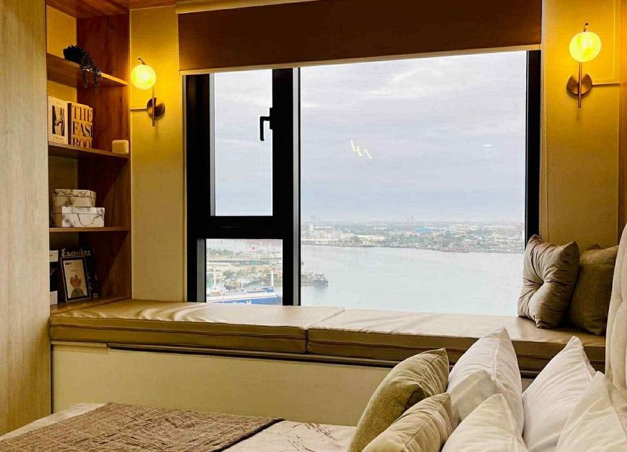 FOR SALE - STUDIO FRONT SEAVIEW IN MANDANI BAY, MOVE-IN READY. INTERIOR ...