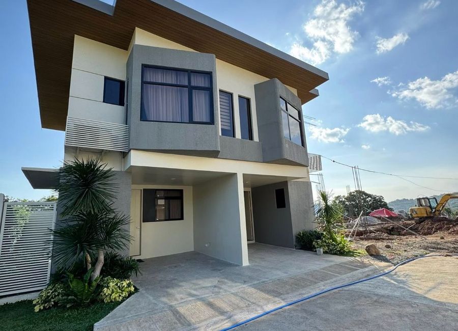 Duplex House for Sale in Aurella Ridge Binangonan Rizal Flood Free