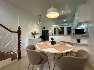 Newly-renovated Three-Story Townhouse with Parking near Clark For Sale!