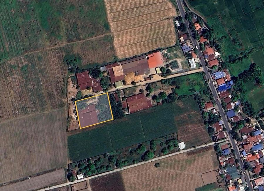 RUSH SALE ‼️ LOTS WITH WAREHOUSE IN PAMPANGA NEAR NLEX MEXICO OR ANGELES EXIT