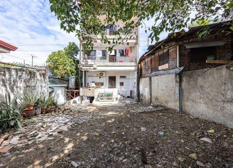 Prime Whole Commercial Building A Versatile Investment Opportunity