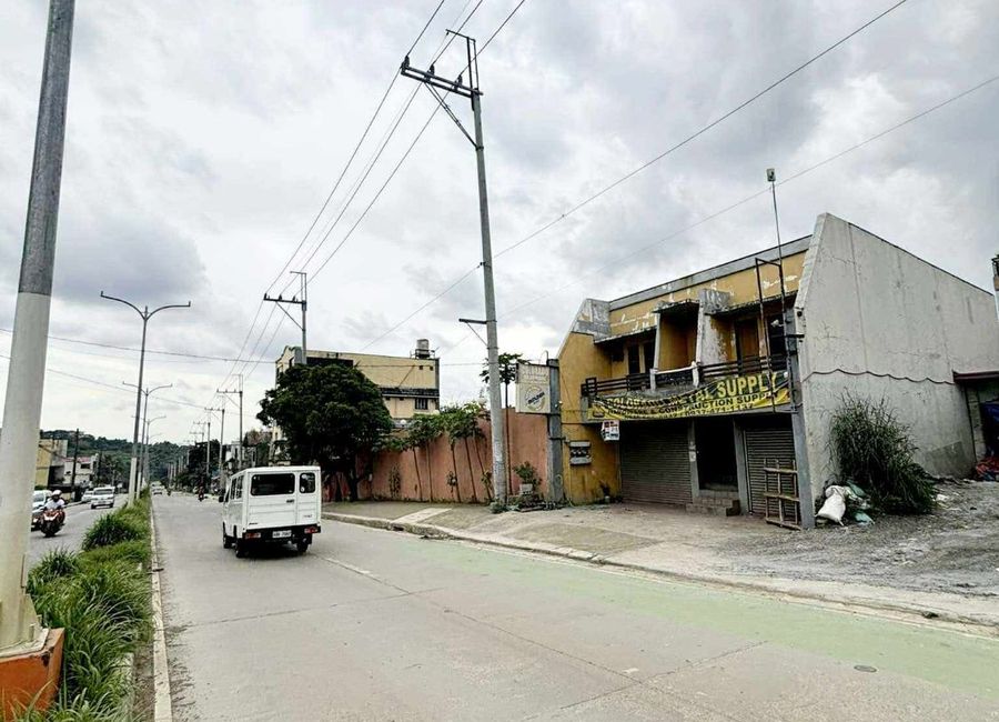 FOR SALE! 10.5M Pre-owned Commercial Building in Brgy Guitnang Bayan San Mateo Rizal-AP