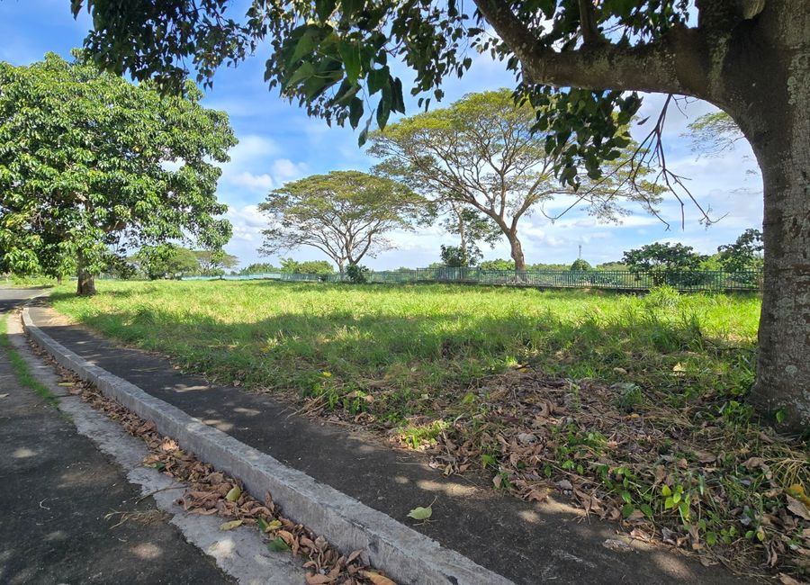 LOT FOR SALE EAGLE RIDGE GOLF & COUNTRY CLUB NEAR AOKI CLUBHOUSE