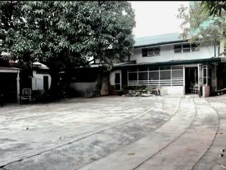 Semi-Commercial Property Ideal for Townhouse or Commercial Development