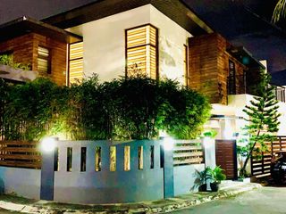 Stylish Modern Living – Fully Furnished Dream Home with Private Indoor Swimming Pool | Fully Air-Conditioned , Near SM Sta. Rosa