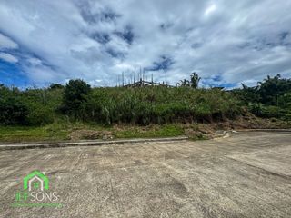 Residential Lot in Pinewoods Golf and Country Club