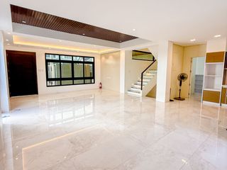 🏡 FOR SALE: 3-STOREY MODERN HOUSE & LOT — PRINCETON HEIGHTS, MOLINO BACOOR, CAVITE