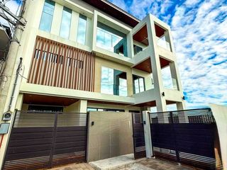 Stunning Brand New 3-Storey House & Lot for sale along Bacoor Blvd. Bacoor, Cavite City