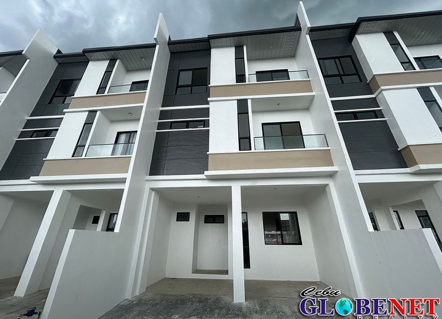 3 Bedroom Townhouse in Talamban