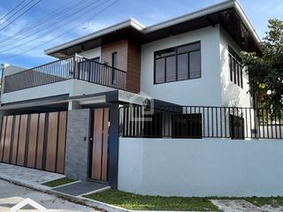 4 Bedroom House For Sale in Town & Country Homes, San Fernando, Pampanga