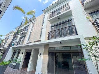 3-BR Townhouse for Sale in San Juan – Greenhills Courtyard 1